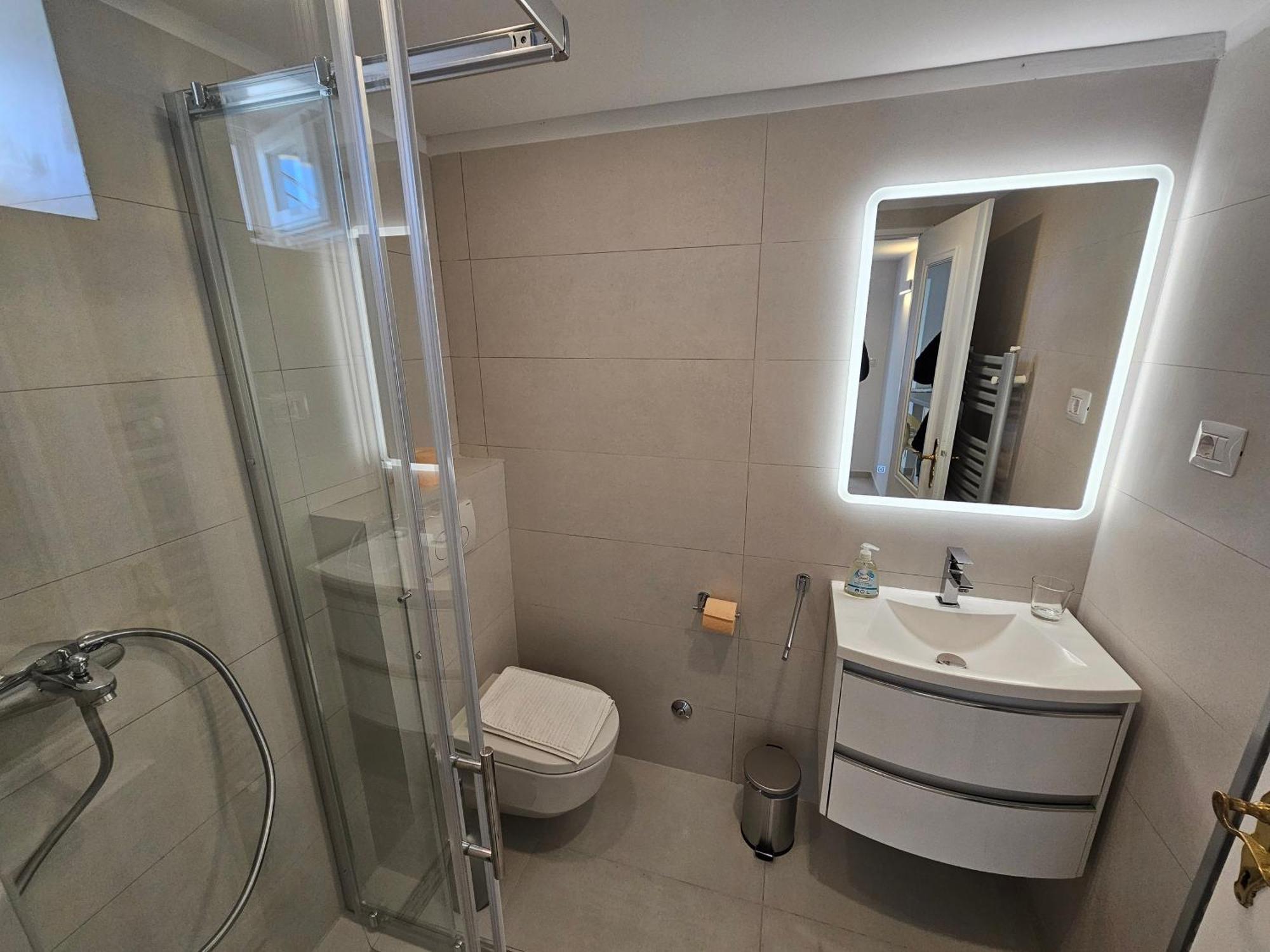 מאלי לוסיניי Apartman Velopin מראה חיצוני תמונה